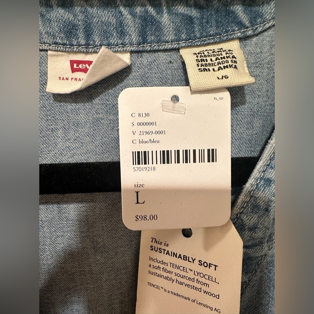 Levi's Bryn Tie-Waist Denim Dress - Picture 9 of 10